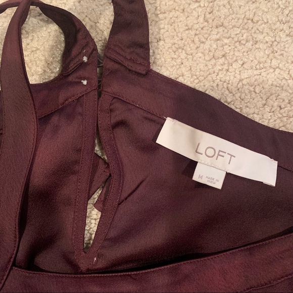 Loft burgundy bell sleeve halter cold shoulder top - Picture 4 of 8
